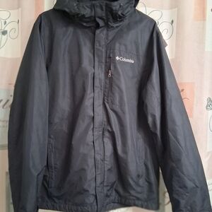 Columbia Men's Hooded Black  Jacket Velcro/zipper Closure  SizeMedium